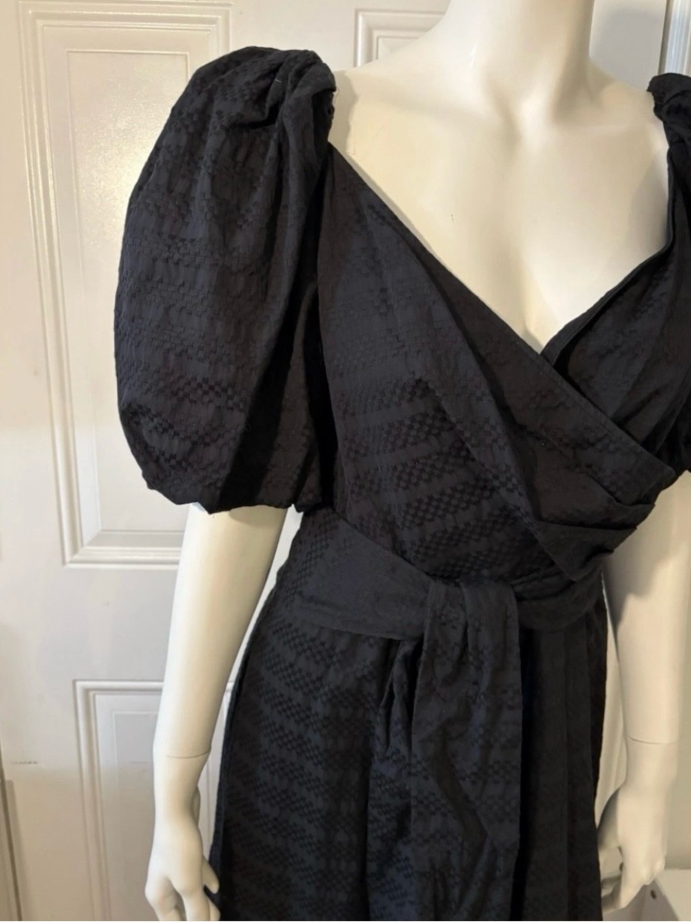 & Other Stories Black
Midi Dress Size 12 - Picture 4 of 8